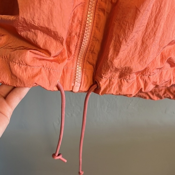 Victoria's Secret PINK Peachy Orange Lightweight Windbreaker. - Picture 5 of 12